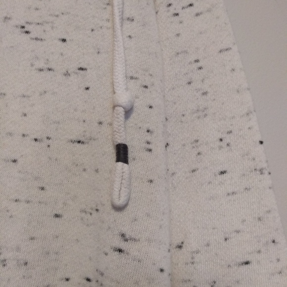 SO perfect hoodie - Picture 2 of 5